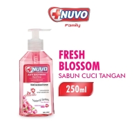 Nuvo Sabun Cuci Tangan Merah Fresh Blossom Botol 250 ml